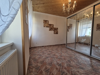 Dětský pokoj - Prodej domu 199 m², Vraný