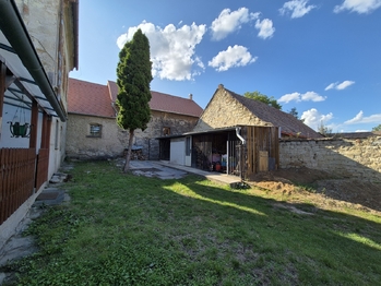 Zahrada, přístřešek - Prodej domu 199 m², Vraný
