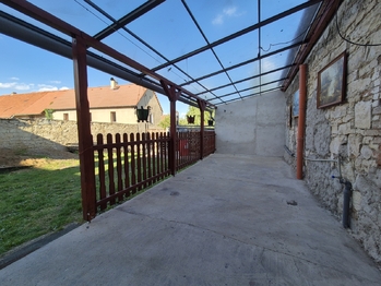 Terasa - Prodej domu 199 m², Vraný