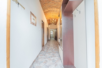 Chodba - Prodej domu 199 m², Vraný