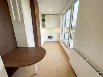 Prodej bytu 1+kk v osobním vlastnictví 40 m², Praha 8 - Libeň
