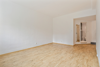 Prodej bytu 2+kk v osobním vlastnictví 44 m², Praha 4 - Podolí