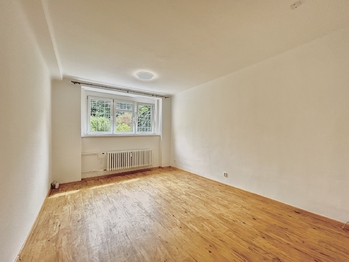 Prodej bytu 2+kk v osobním vlastnictví 44 m², Praha 4 - Podolí