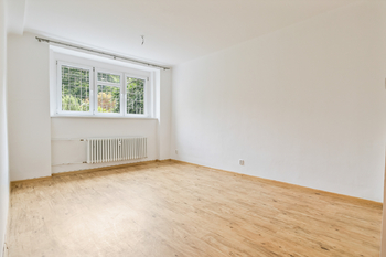 Prodej bytu 2+kk v osobním vlastnictví 44 m², Praha 4 - Podolí