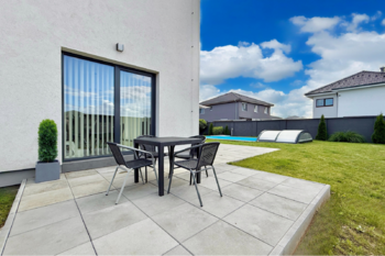terasa - Prodej domu 220 m², Polerady
