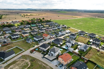 dům a okolí - Prodej domu 220 m², Polerady