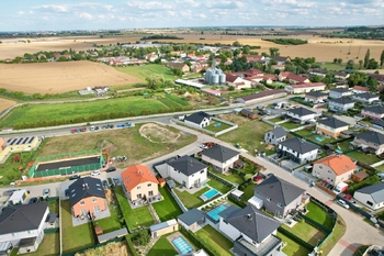 dům a okolí - Prodej domu 220 m², Polerady