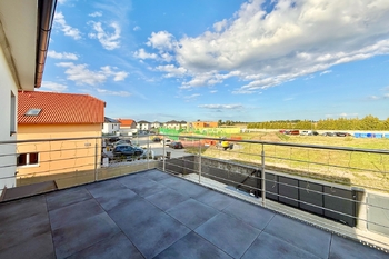 balkon - Prodej domu 220 m², Polerady