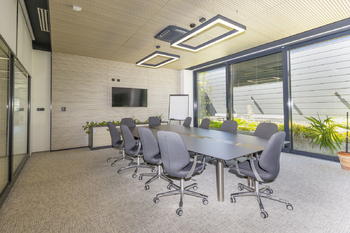 Prodej kancelářských prostor 1150 m², Kvasiny