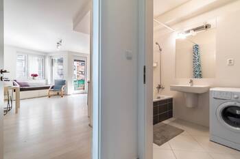 Pronájem bytu 1+kk v družstevním vlastnictví 35 m², Praha 9 - Střížkov