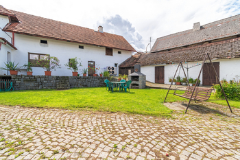Prodej domu 174 m², Kozárovice