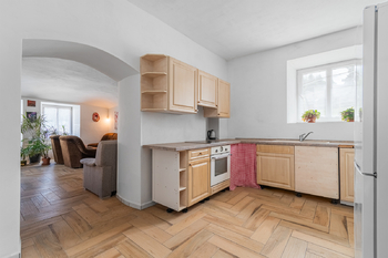 Prodej domu 174 m², Kozárovice