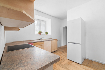 Prodej domu 174 m², Kozárovice