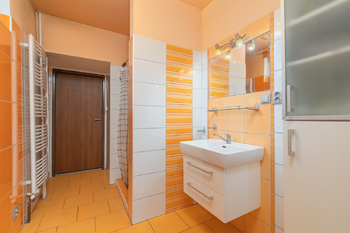 Prodej domu 174 m², Kozárovice