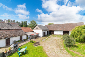 Prodej domu 174 m², Kozárovice