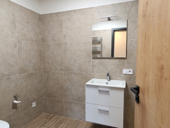 Pronájem bytu 3+kk v osobním vlastnictví 86 m², Bystřany