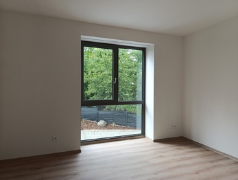 pokoj 2 - Pronájem bytu 3+kk v osobním vlastnictví 86 m², Bystřany