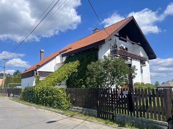 +420 604 191 744 I denisa.myslivcova@re-max.cz - Prodej domu 235 m², Ostrava