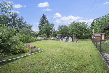 Prodej pozemku 338 m², Dvůr Králové nad Labem