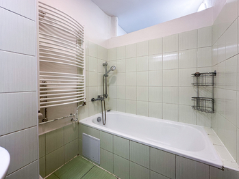 koupelna - Prodej bytu 2+1 v osobním vlastnictví 75 m², Příbram