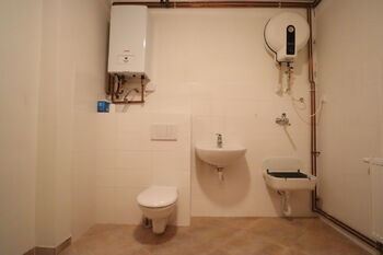 Pronájem obchodních prostor 75 m², Karlovy Vary