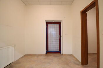 Pronájem obchodních prostor 75 m², Karlovy Vary