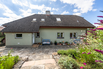 Prodej domu 247 m², Hlásná Třebaň