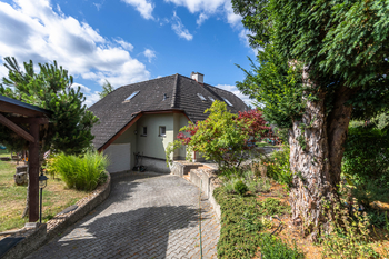 Prodej domu 247 m², Hlásná Třebaň