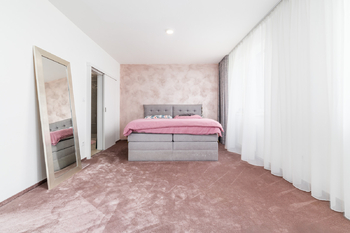 Prodej bytu 3+kk v osobním vlastnictví 107 m², České Budějovice