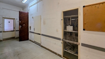 Chodba, servrovna - Prodej obchodních prostor 99 m², Brno