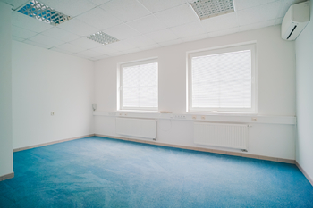 Pronájem skladovacích prostor 2725 m², Hradec Králové