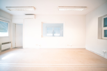 Pronájem skladovacích prostor 2725 m², Hradec Králové