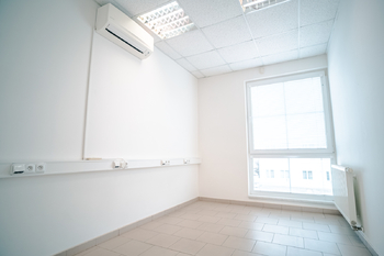 Pronájem skladovacích prostor 2725 m², Hradec Králové