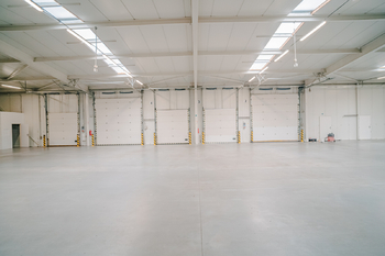 Pronájem skladovacích prostor 2725 m², Hradec Králové