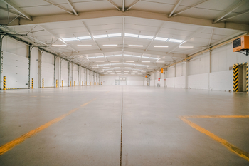 Pronájem skladovacích prostor 2725 m², Hradec Králové