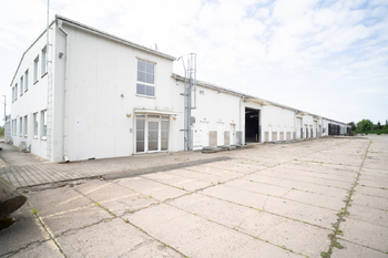 Pronájem skladovacích prostor 2725 m², Hradec Králové