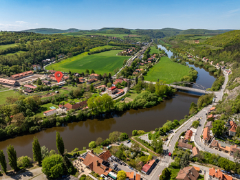 Prodej pozemku 1256 m², Karlštejn
