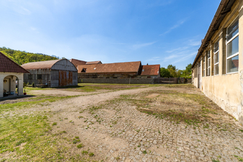 Prodej pozemku 1256 m², Karlštejn