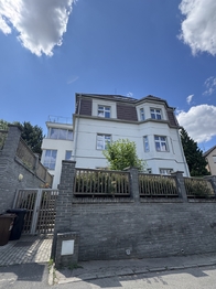 Pronájem bytu 1+kk v osobním vlastnictví 104 m², Praha 5 - Smíchov