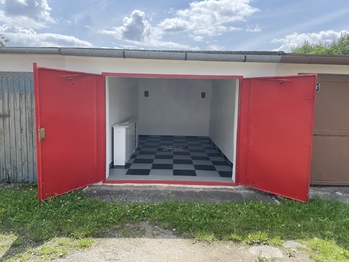 Prodej garáže 20 m², Kuřim