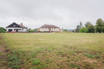 Prodej pozemku 3667 m², Horní Slivno