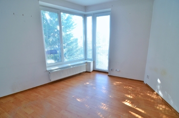 Prodej bytu 3+kk v osobním vlastnictví 92 m², Praha 10 - Horní Měcholupy