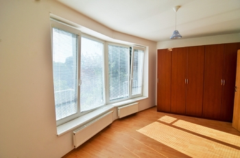 Prodej bytu 3+kk v osobním vlastnictví 92 m², Praha 10 - Horní Měcholupy