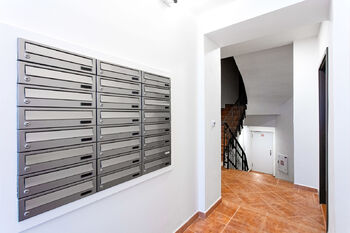 Pronájem kancelářských prostor 16 m², Praha 6 - Břevnov