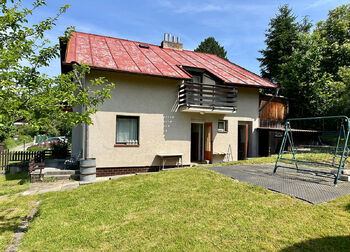 Pronájem domu 90 m², Všestary