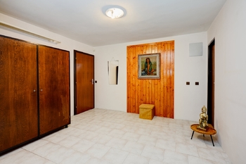1 NP vstupní hala - Prodej domu 280 m², Brno