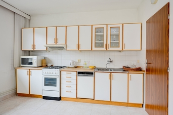 2 NP kuchyně foto 2 - Prodej domu 280 m², Brno