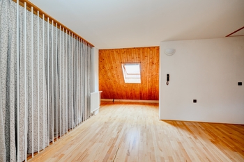 4 NP foto 2 - Prodej domu 280 m², Brno