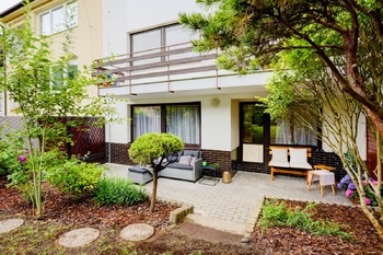 zahrada terasa foto 1 - Prodej domu 280 m², Brno
