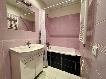 Pronájem bytu 2+kk v osobním vlastnictví 48 m², Praha 4 - Háje